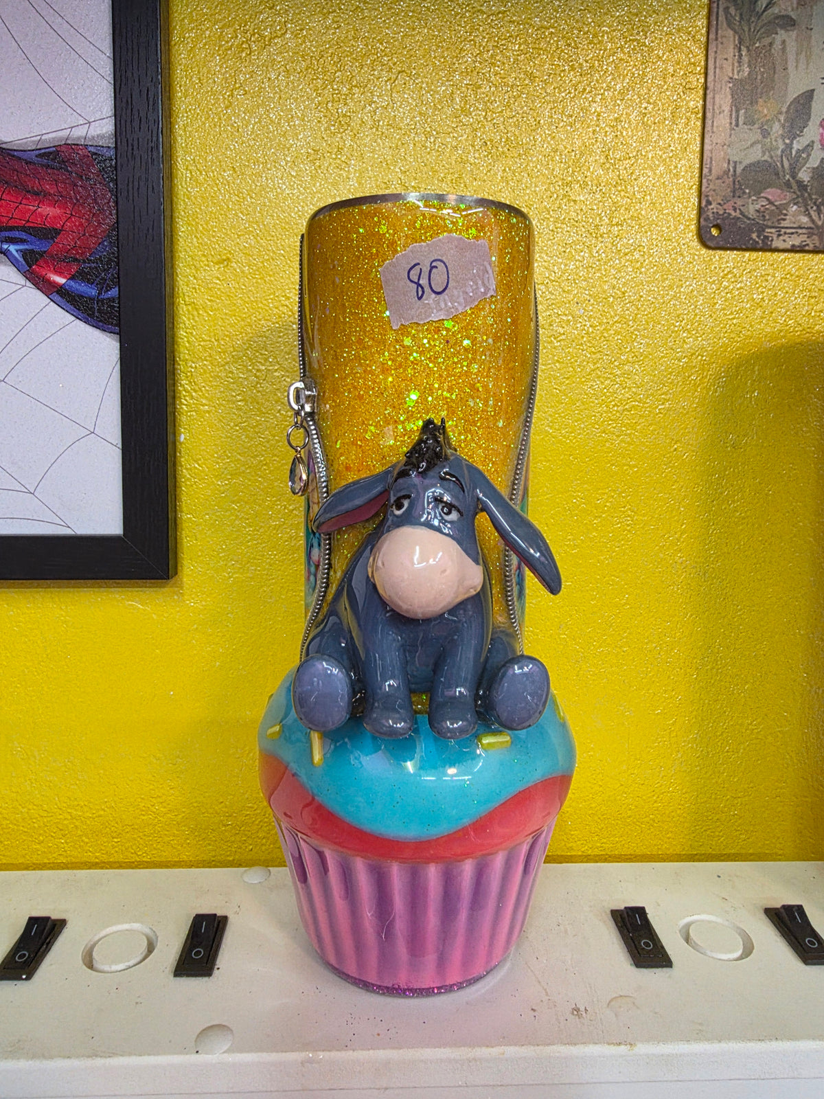 3D Cupcake tumbler 35oz w/ 2 lids and 2 straws